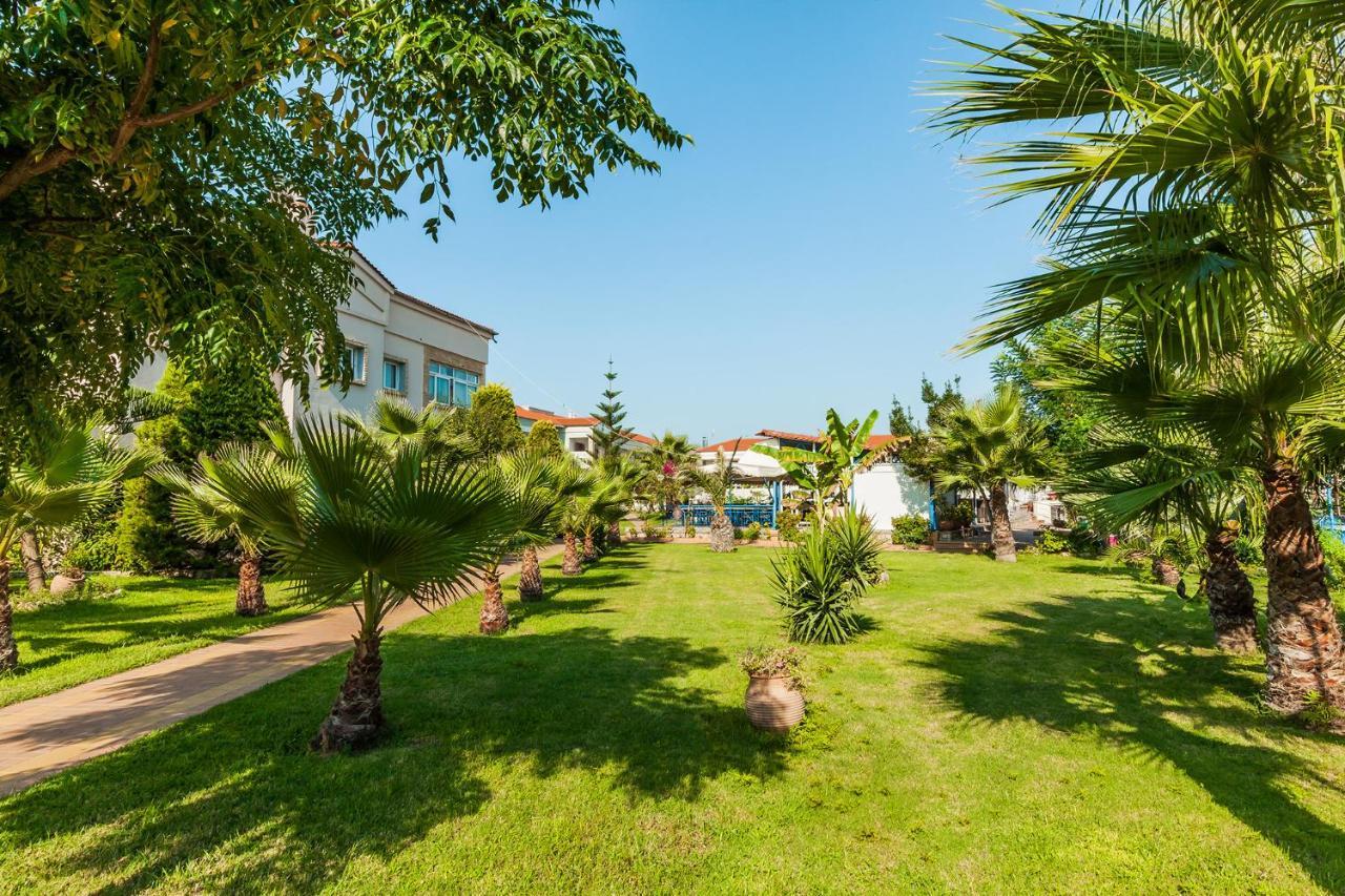 Hotel Tresor Sousouras Hanioti Zewnętrze zdjęcie