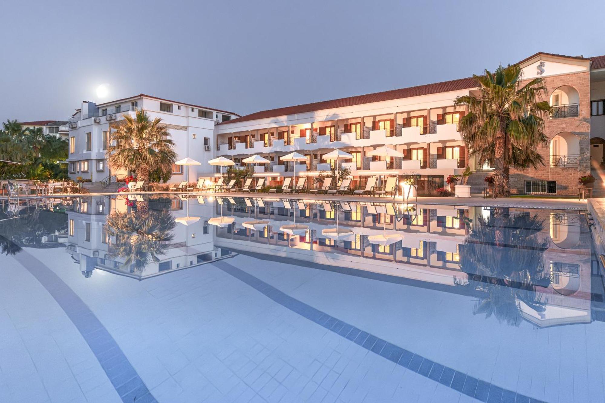 Hotel Tresor Sousouras Hanioti Zewnętrze zdjęcie