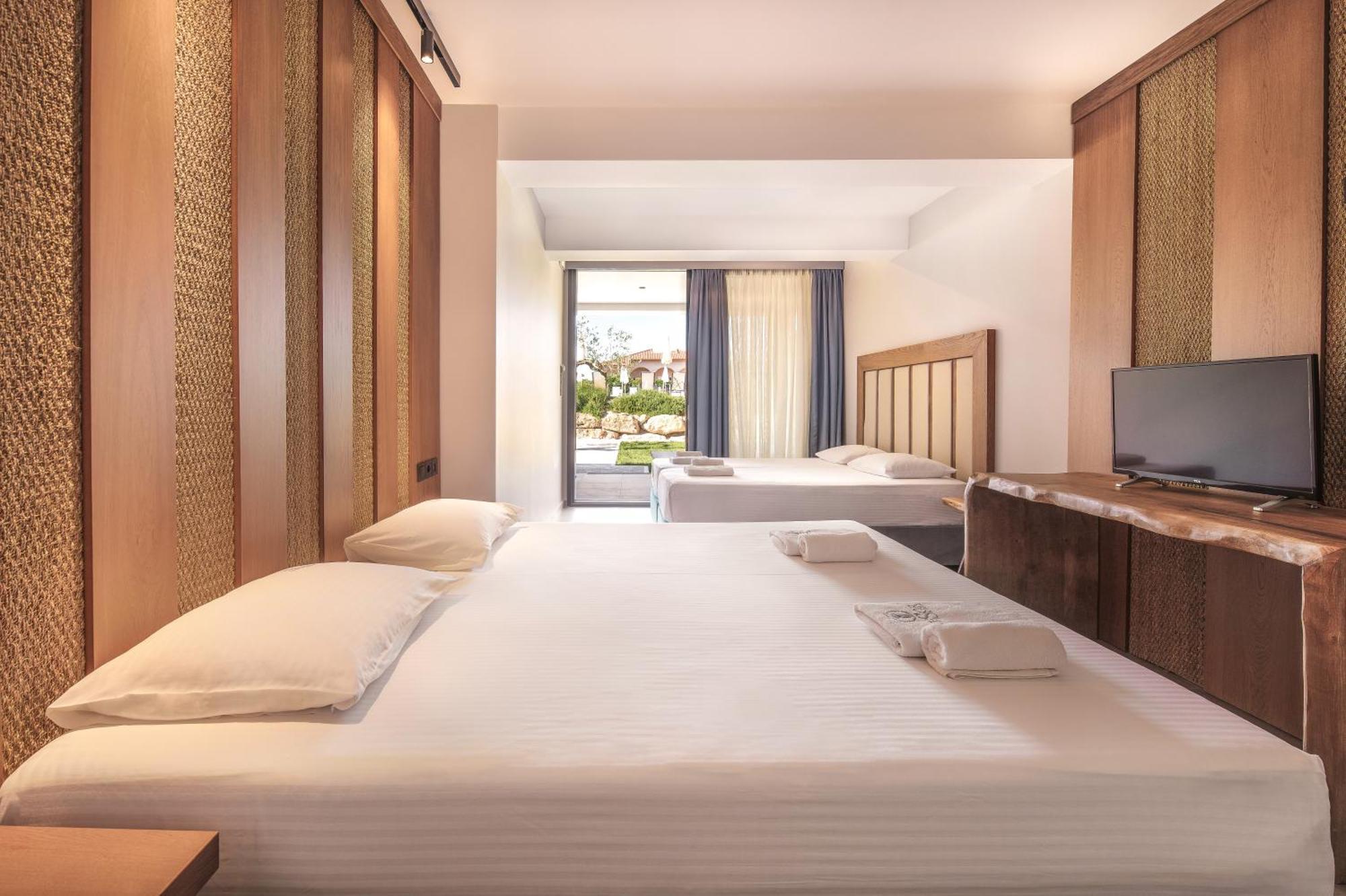 Hotel Tresor Sousouras Hanioti Zewnętrze zdjęcie