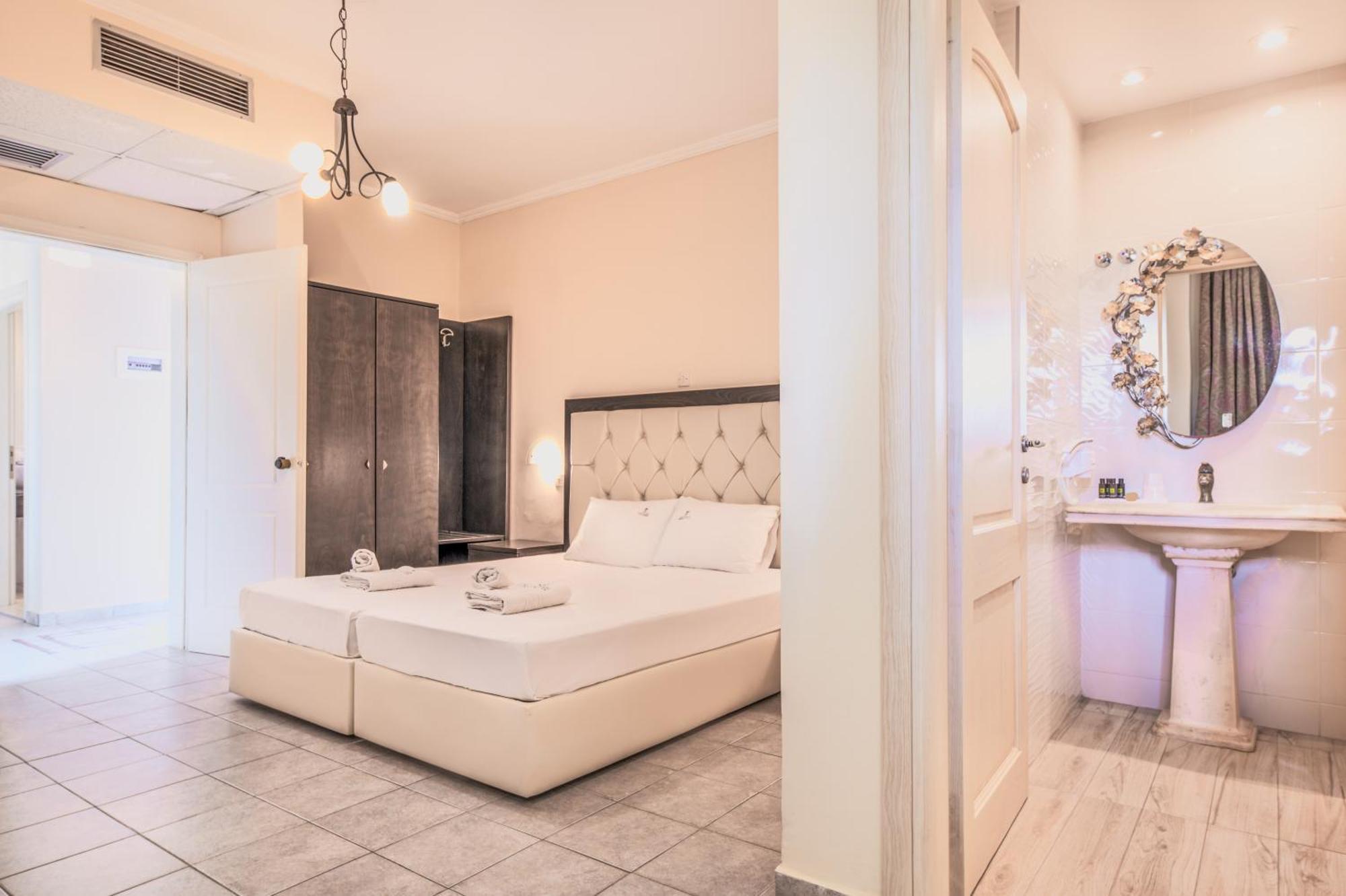 Hotel Tresor Sousouras Hanioti Zewnętrze zdjęcie