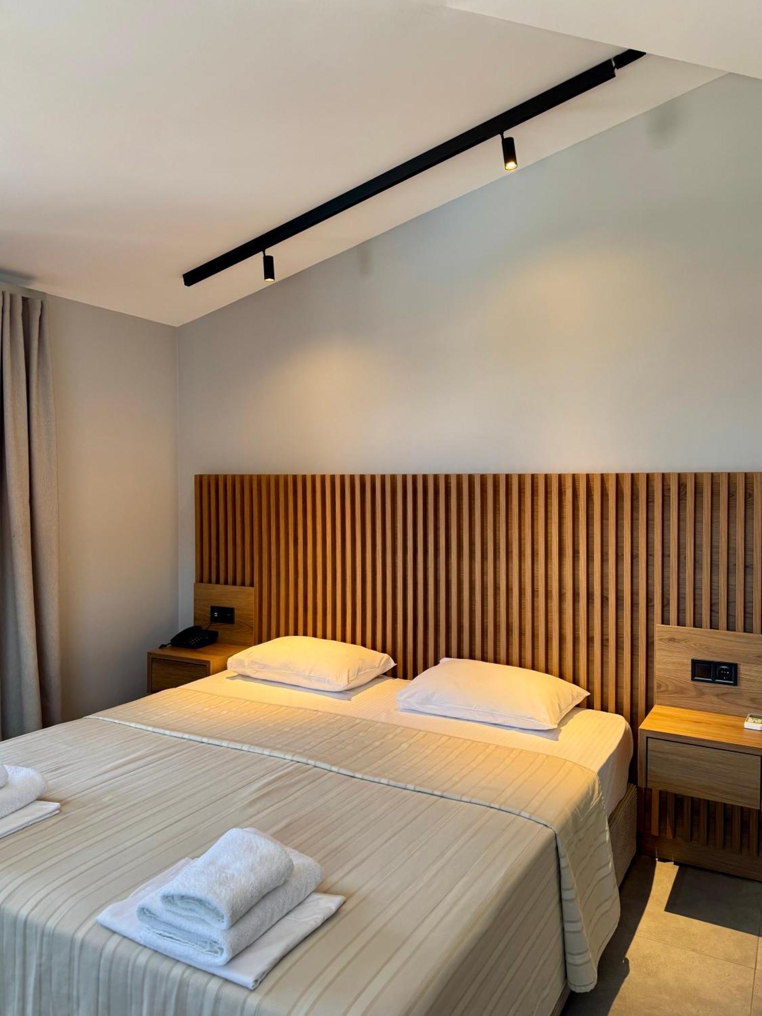 Hotel Tresor Sousouras Hanioti Zewnętrze zdjęcie