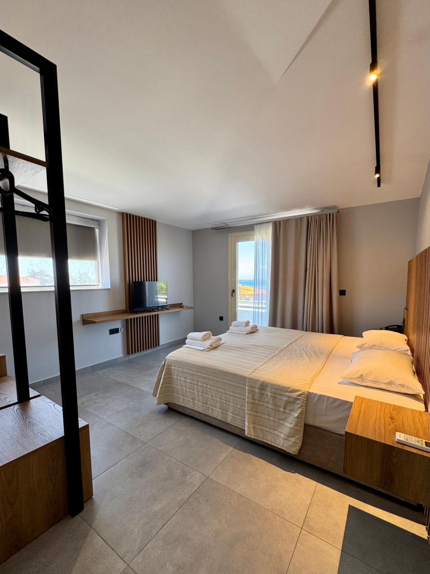 Hotel Tresor Sousouras Hanioti Zewnętrze zdjęcie